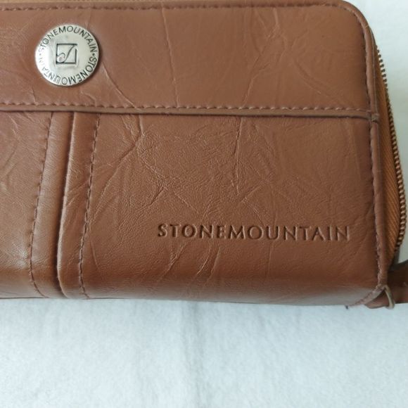 STONE MOUNTAIN WALLET  - Picture 2 of 8